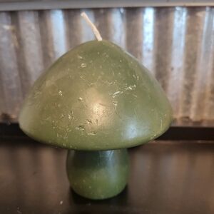 Green mushroom candle